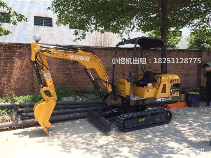 上海浦东新区微型小挖机租赁服务